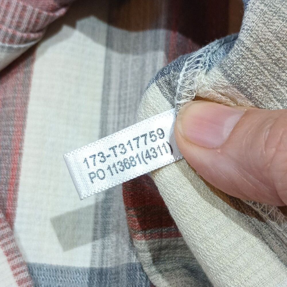 Tommy Bahama Shirt Large Collard Plaid Silk Blend Two Pockets w/Buttons Sailfish - Picture 11 of 14